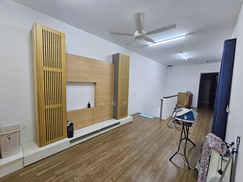 2-storey Terraced House for Sale in Bukit Jelutong (Shah Alam) - Winny Su - Living Room - PropertyGuru.com.my