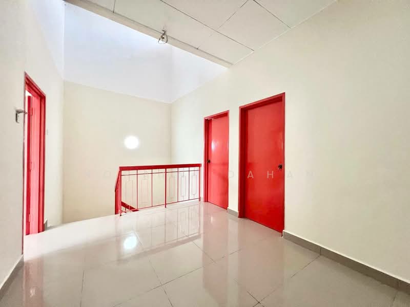2-storey Terraced House for Sale in Semenyih (Selangor) - Noraini Dahan - Corridor - PropertyGuru.com.my