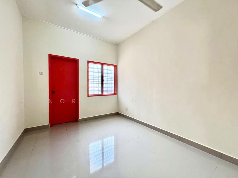 2-storey Terraced House for Sale in Semenyih (Selangor) - Noraini Dahan - Interior - PropertyGuru.com.my
