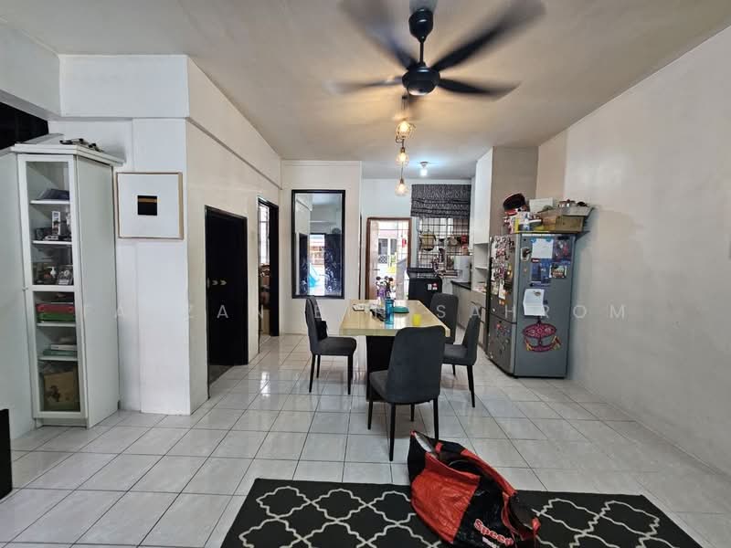 2-storey Terraced House for Sale in Bandar Saujana Putra (Tanjong Duabelas) - Fauzan bin Sahrom - PropertyGuru.com.my