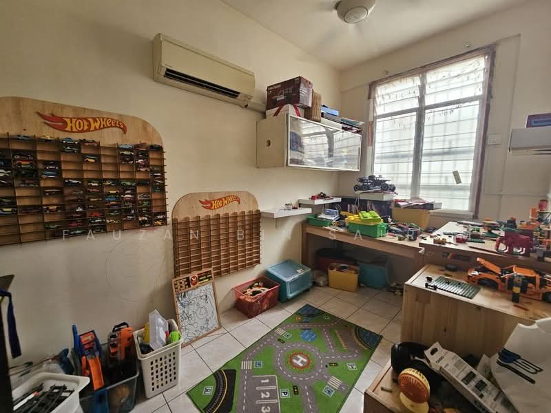 2-storey Terraced House for Sale in Bandar Saujana Putra (Tanjong Duabelas) - Fauzan bin Sahrom - PropertyGuru.com.my