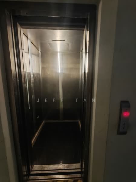 Shop / Office for Rent in Seksyen U13 (Setia Alam) - Jeff Tan - Interior - PropertyGuru.com.my