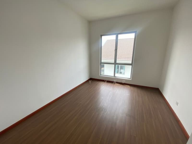 Rumah Teres 2 Tingkat untuk Dijual di Bandar Country Homes (Rawang) - Andy Yap - PropertyGuru.com.my