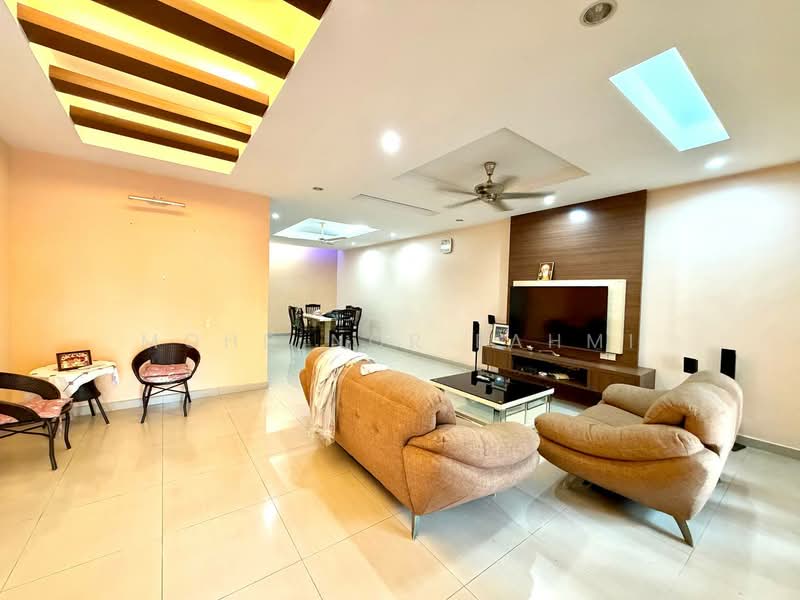 Rumah Teres 2 Tingkat untuk Dijual di Klang (Selangor) - Mohd Nor Fahmi - Living Room - PropertyGuru.com.my