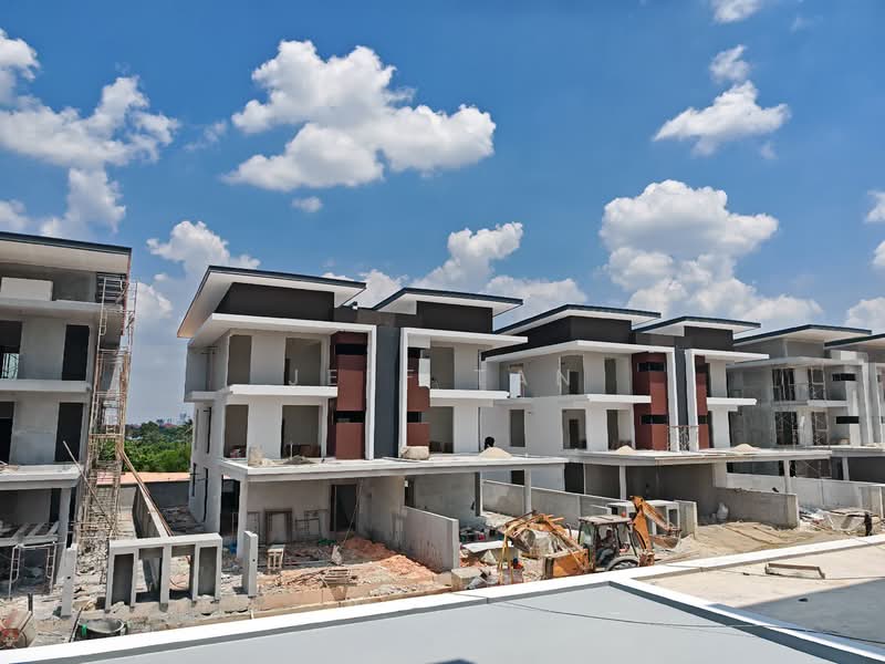Semi-Detached House for Sale in Bandar Bukit Puchong (Puchong) - Jeff Tan - Exterior - PropertyGuru.com.my