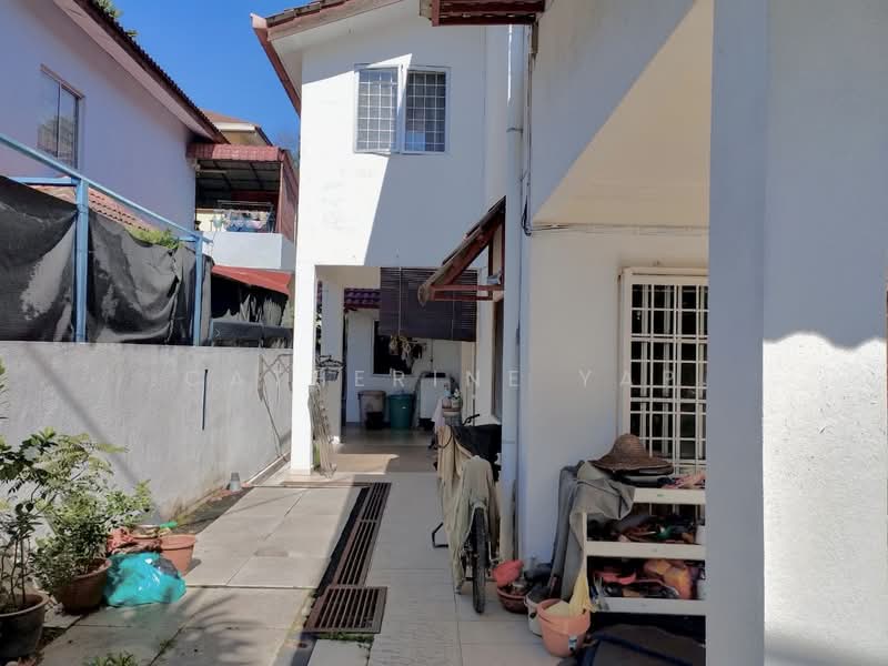 Semi-Detached House for Sale in Taman Bukit Serdang (Seri Kembangan) - Catherine Yap - PropertyGuru.com.my