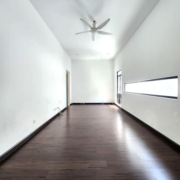 Rumah Teres 2 Tingkat untuk Dijual di Taman Bukit Subang (Shah Alam) - Ryan Soo - PropertyGuru.com.my