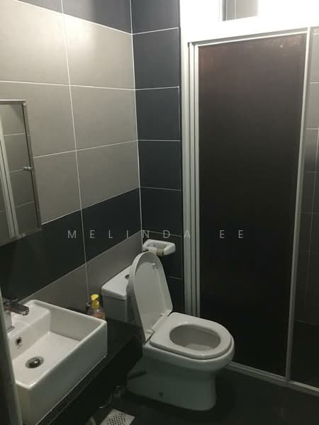 Kondominium untuk Disewa di M Condominium @ Larkin - Melinda Ee - Bathroom - PropertyGuru.com.my