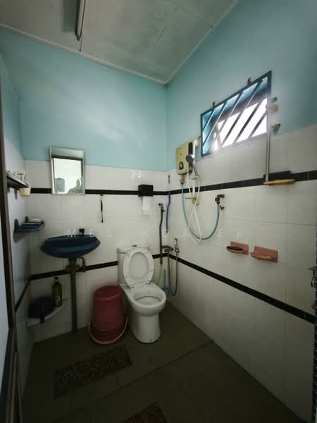 2-storey Terraced House for Sale in Taman Kemang (Kota Tinggi) - Melinda Ee - Bathroom - PropertyGuru.com.my