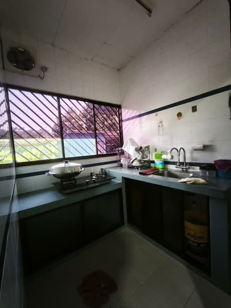 2-storey Terraced House for Sale in Taman Kemang (Kota Tinggi) - Melinda Ee - Kitchen - PropertyGuru.com.my