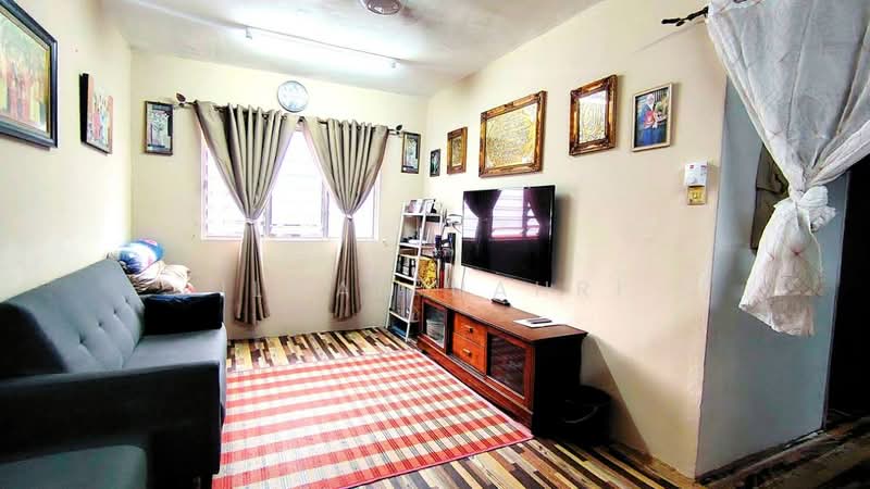 Apartment for Sale at Pangsapuri Suci - Ilman Nahri - Living Room - PropertyGuru.com.my