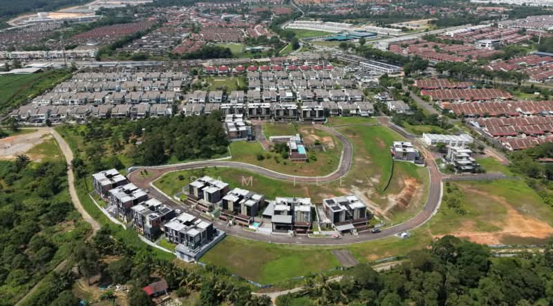 Bungalow for Sale in Kangkar Pulai (Skudai) - Sam Tee - Exterior - PropertyGuru.com.my