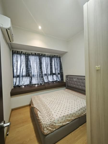 Condominium for Rent at Amberside @ Country Garden Danga Bay - Nick Low - Bedroom - PropertyGuru.com.my