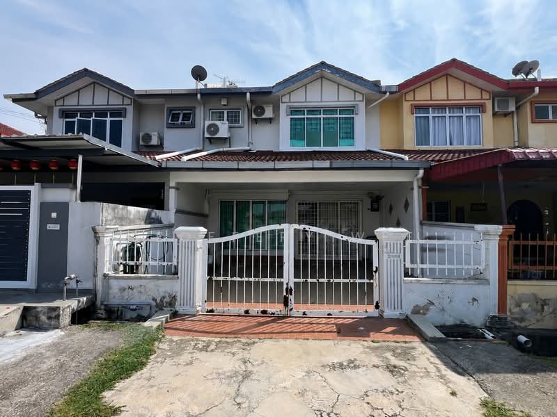 2-storey Terraced House for Rent in Taman Merdeka (Batu Berendam) - Geoffery Wee - Exterior - PropertyGuru.com.my