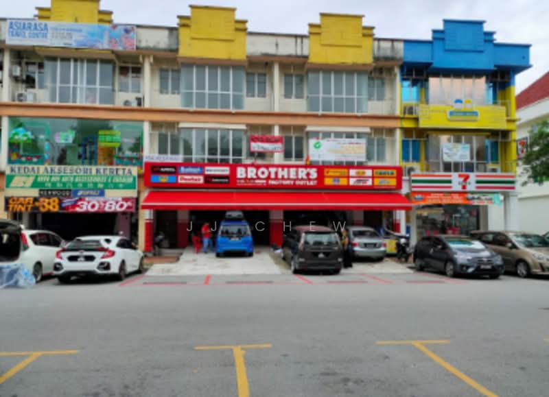 Rumah Teres 2 Tingkat untuk Dijual di Seksyen 23 (Shah Alam) - JJ Chew - Exterior - PropertyGuru.com.my