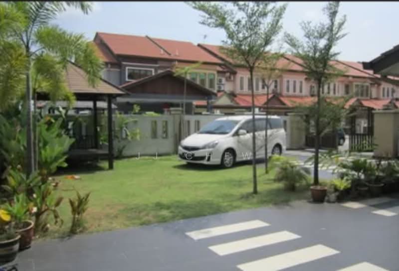 Rumah Teres 2 Tingkat untuk Dijual di Seksyen 23 (Shah Alam) - JJ Chew - Exterior - PropertyGuru.com.my