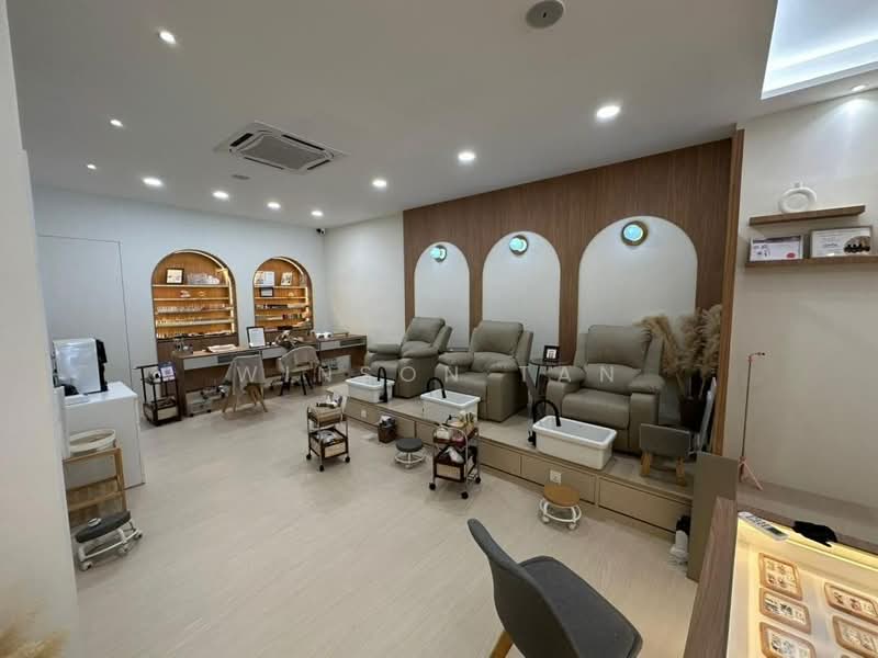 Shop for Sale in Taman Damansara Aliff (Tampoi) - Winson Tan - PropertyGuru.com.my