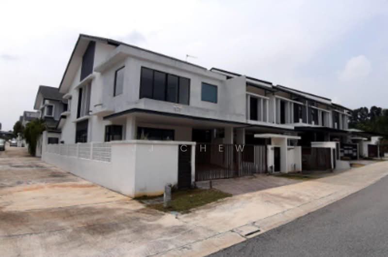 Rumah Teres 2 Tingkat untuk Dijual di Seksyen 20 (Shah Alam) - JJ Chew - Exterior - PropertyGuru.com.my