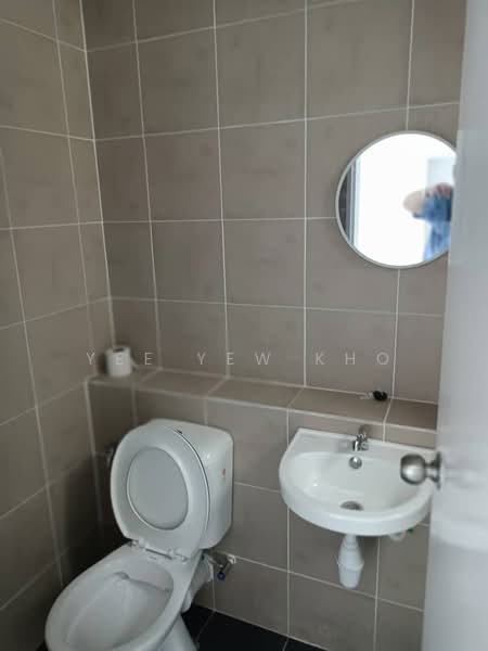 Kondominium untuk Disewa di Pangsapuri D'Ruby - Yee Yew Kho - Bathroom - PropertyGuru.com.my