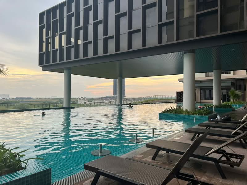 Service Residence for Sale at Bali Residences - CHIN FN - Pool - PropertyGuru.com.my