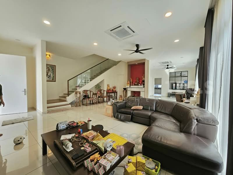 Semi-Detached House for Sale in Kota Kemuning (Shah Alam) - Irish Shek - Living Room - PropertyGuru.com.my