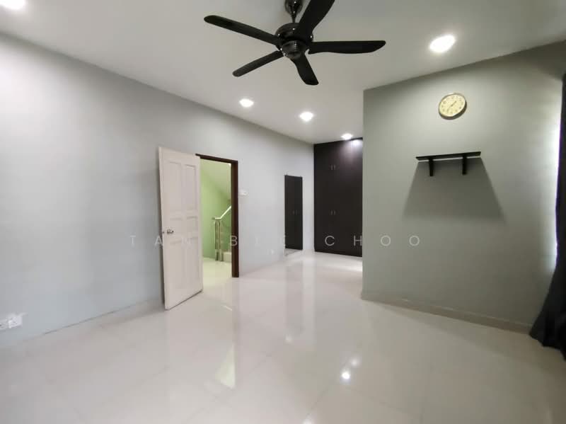 Rumah Teres 3 Tingkat untuk Dijual di Taman Tasik Prima (Puchong) - Tan Bee Choo - Interior - PropertyGuru.com.my