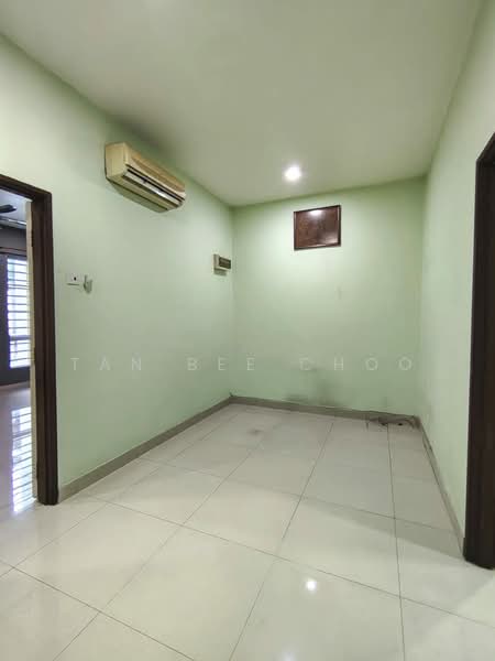 Rumah Teres 3 Tingkat untuk Dijual di Taman Tasik Prima (Puchong) - Tan Bee Choo - Interior - PropertyGuru.com.my