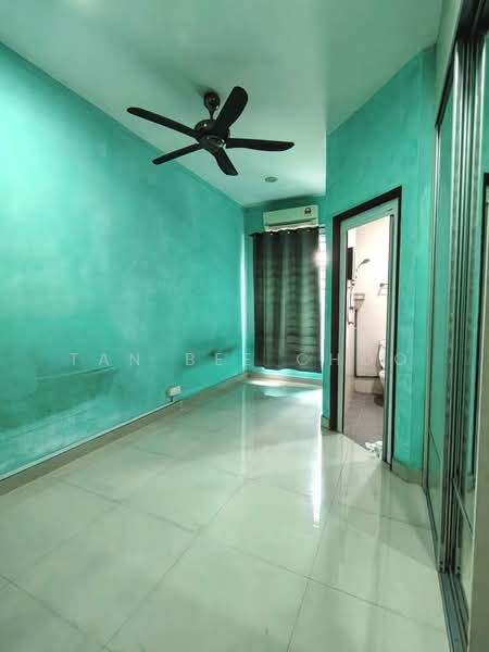 Rumah Teres 3 Tingkat untuk Dijual di Taman Tasik Prima (Puchong) - Tan Bee Choo - Bedroom - PropertyGuru.com.my