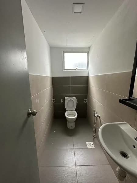 Pejabat untuk Disewa di Medini (Iskandar Puteri (Nusajaya)) - Nick Low - Bathroom - PropertyGuru.com.my