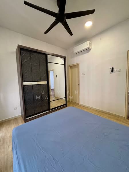 Condominium for Rent at Lakefront Homes - Uswani Mazuwan - Bedroom - PropertyGuru.com.my