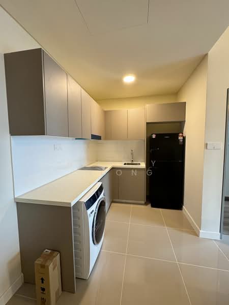 Service Residence for Rent at 8th & Stellar - Holiday Choong - Kitchen - PropertyGuru.com.my