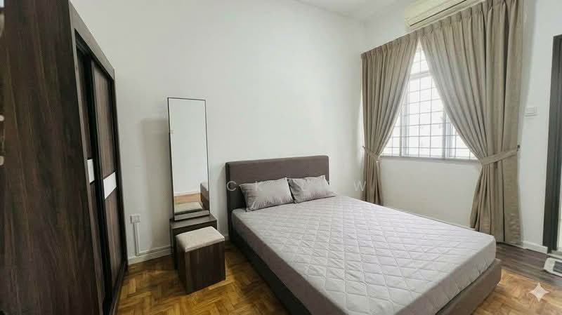 Rumah Teres 2 Tingkat untuk Disewa di Taman Daya (Johor Bahru) - Nick Low - Bedroom - PropertyGuru.com.my