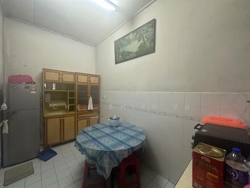 1-storey Terraced House for Sale in Senai (Kulai) - Chen Shieh Yu - Kitchen - PropertyGuru.com.my
