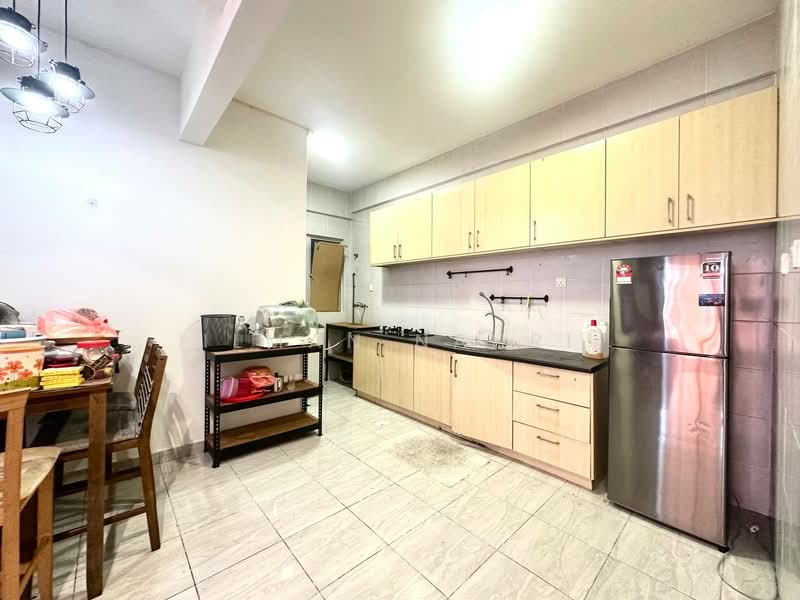 Apartment for Sale at Vesta View - Ilman Nahri - Kitchen - PropertyGuru.com.my