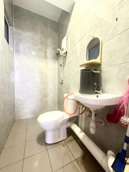 Apartment for Sale at Vesta View - Ilman Nahri - Bathroom - PropertyGuru.com.my