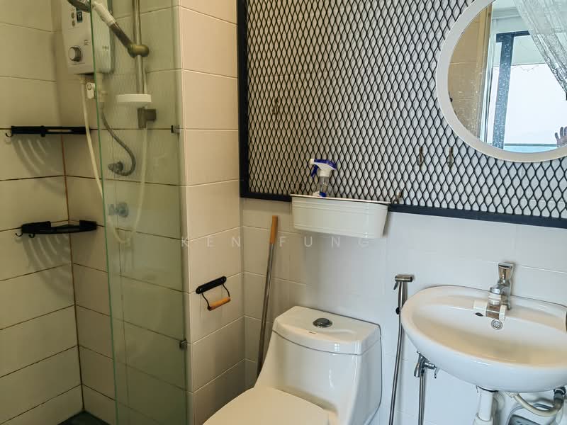 Servis Apartment untuk Disewa di Service Residence @ Landmark Residence 1 - Ken Fung - Bathroom - PropertyGuru.com.my
