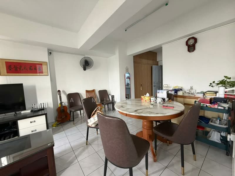 Condominium for Sale at Kelana Puteri - Jasmine Yap - Living Room - PropertyGuru.com.my