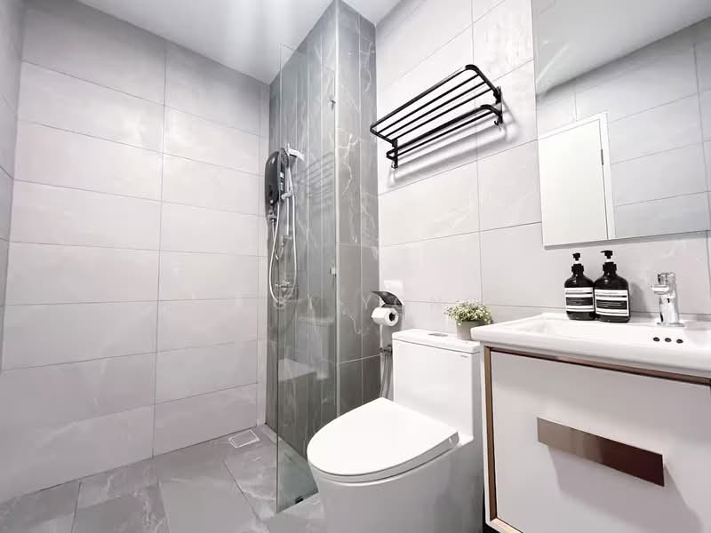 Service Residence for Rent at Majestic Residence - Gigi Yong - Bathroom - PropertyGuru.com.my