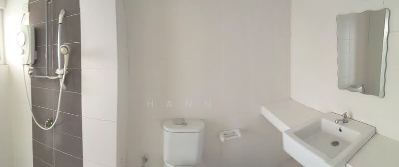 Condominium for Sale at Casa Tropika - Hann . - Bathroom - PropertyGuru.com.my