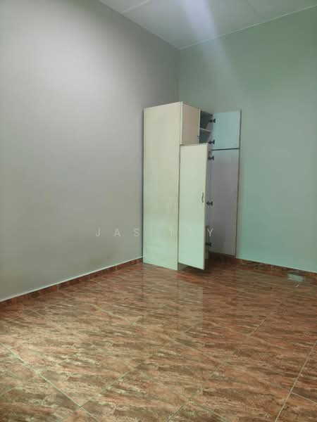 Shop / Office for Rent in Bandar Baru Permas Jaya (Permas Jaya) - Jas Tay - Interior - PropertyGuru.com.my