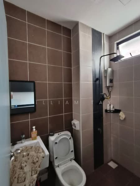 2-storey Terraced House for Sale in Taman Austin Duta (Tebrau) - William Tay - Bathroom - PropertyGuru.com.my