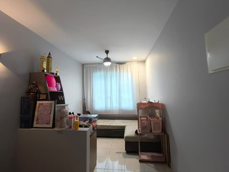2-storey Terraced House for Sale in Taman Austin Duta (Tebrau) - William Tay - Living Room - PropertyGuru.com.my
