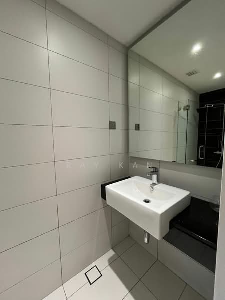 Servis Apartment untuk Disewa di Anggun Residences - Ray Kan - Bathroom - PropertyGuru.com.my