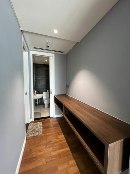 Servis Apartment untuk Disewa di Anggun Residences - Ray Kan - Corridor - PropertyGuru.com.my