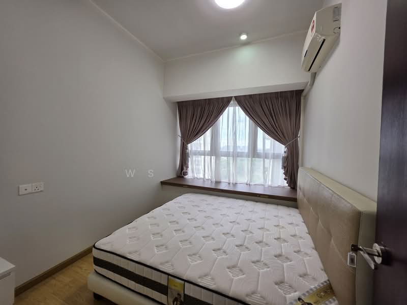 Condominium for Rent at Amberside @ Country Garden Danga Bay - Ws Chong - Bedroom - PropertyGuru.com.my