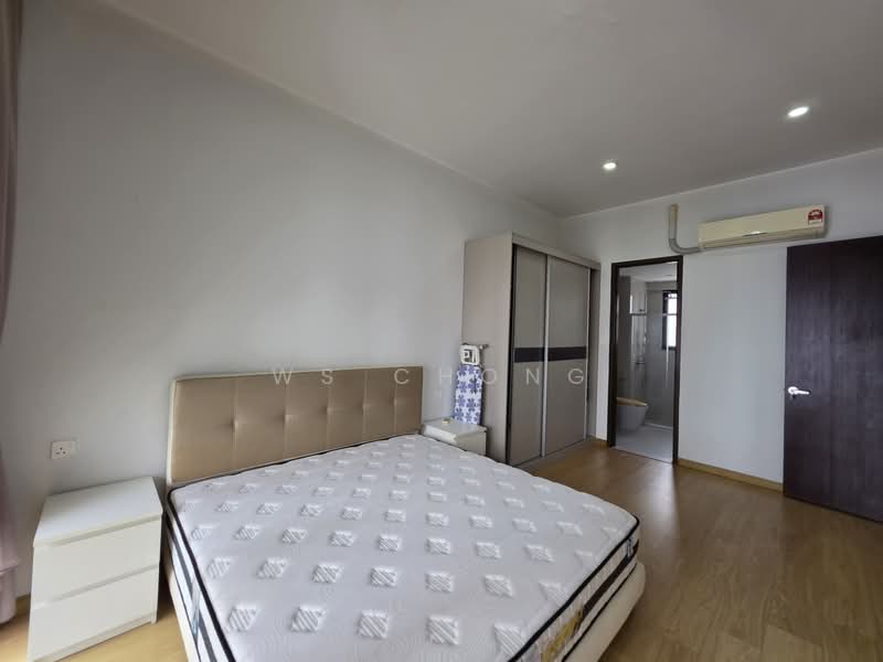 Condominium for Rent at Amberside @ Country Garden Danga Bay - Ws Chong - Bedroom - PropertyGuru.com.my