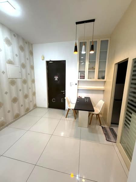 Pangsapuri untuk Dijual di Amberside @ Country Garden Danga Bay - Grace Chew - Dining Room - PropertyGuru.com.my