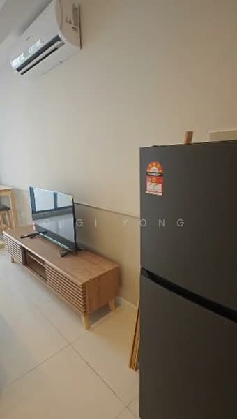 Servis Apartment untuk Dijual di Majestic Residence - Gigi Yong - Living Room - PropertyGuru.com.my