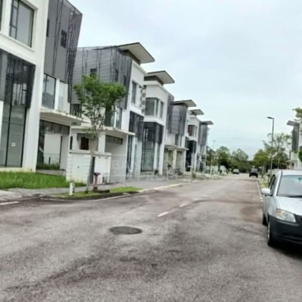 Rumah Banglo untuk Dijual di Kemuning Utama (Shah Alam) - Alice Kuon - Exterior - PropertyGuru.com.my