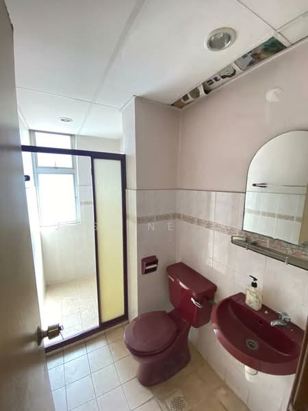 Condominium for Sale at Kelana D'Putera - Jasmine Yap - Bathroom - PropertyGuru.com.my